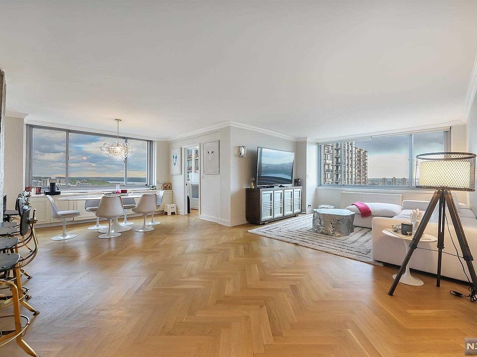 1st image of 1600 Parker Ave #22-C