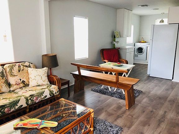 2nd image of 201 Palmetto Ave Unit 3