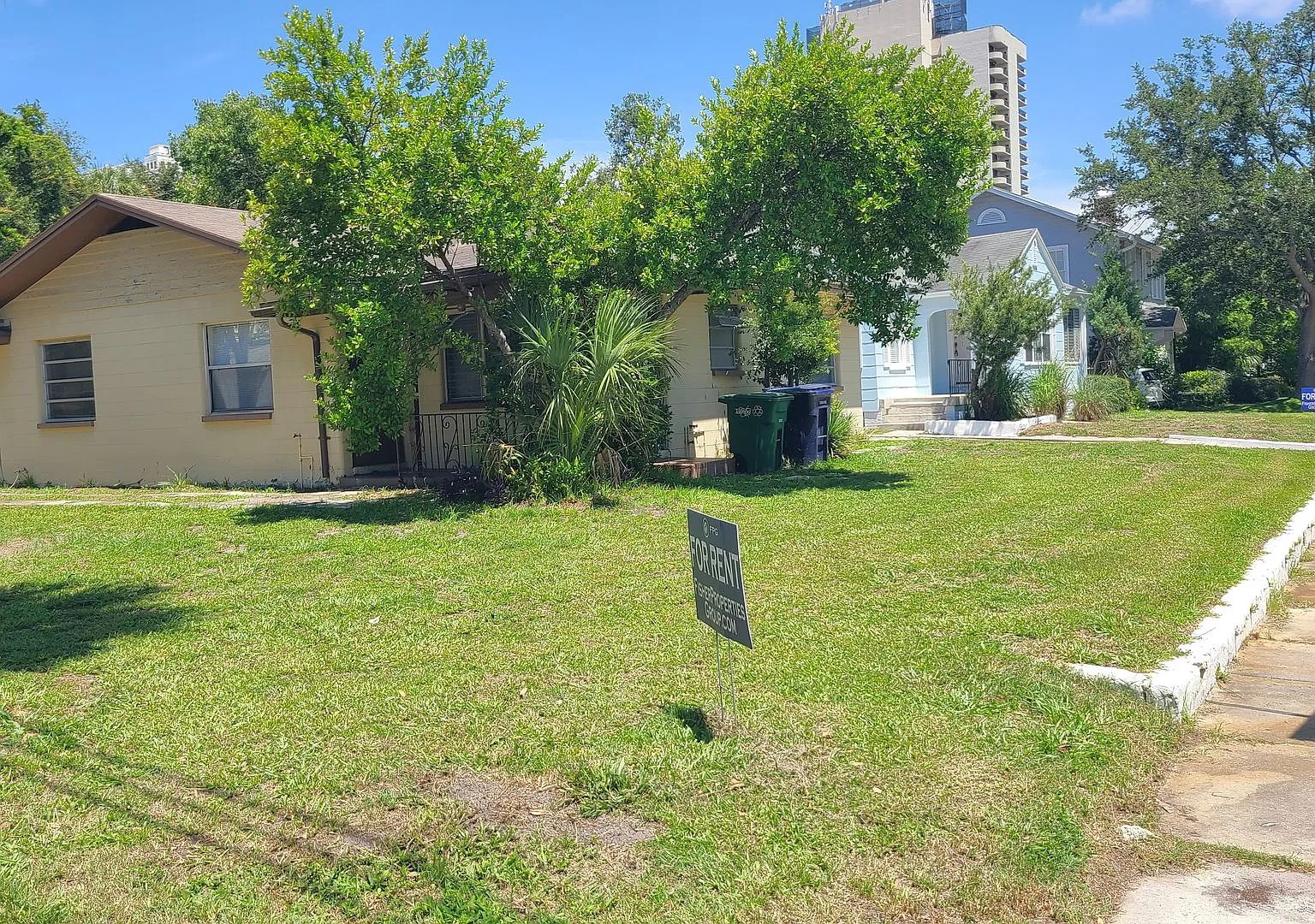 Bayshore/SOHO 2 Bed Duplex with Carport and Corner Yard — Photo 1