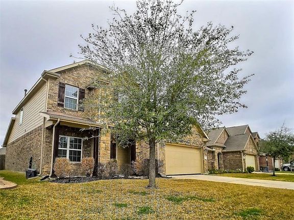 2nd image of 21499 Kings Bend Dr