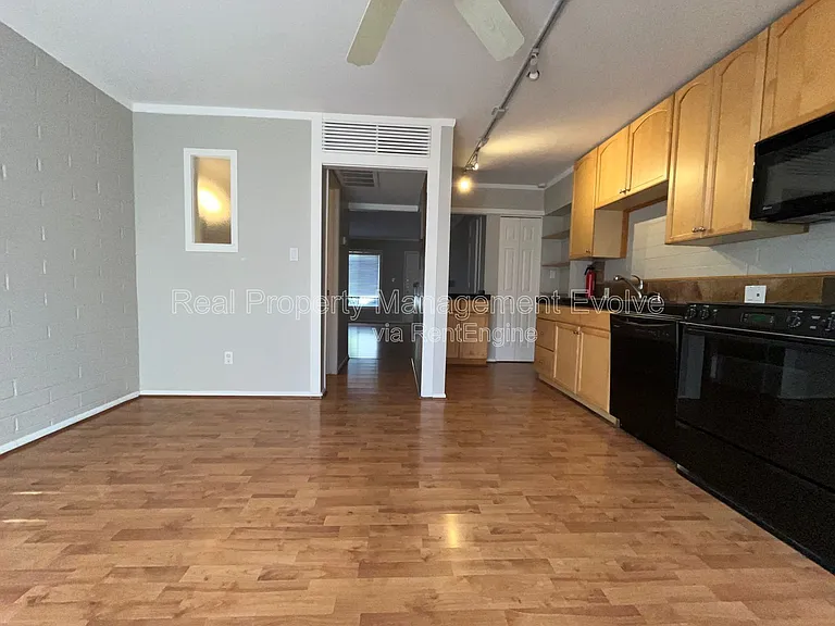 3637 E Monterosa St #7 — Photo 7