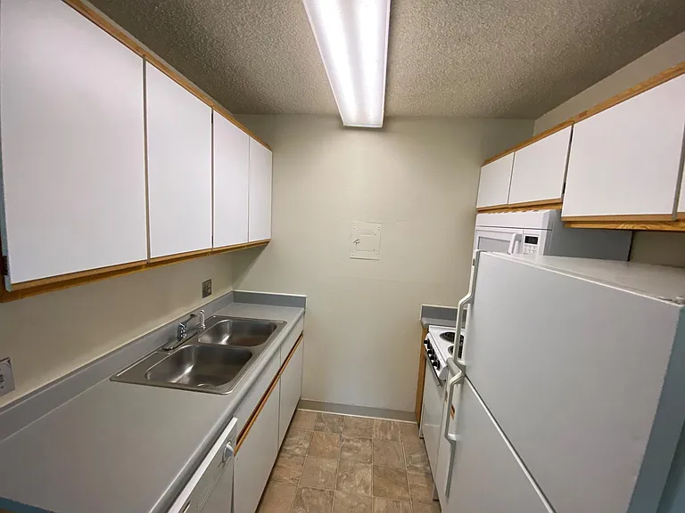 2290 E Grove Cir #MANY UNITS — Photo 6