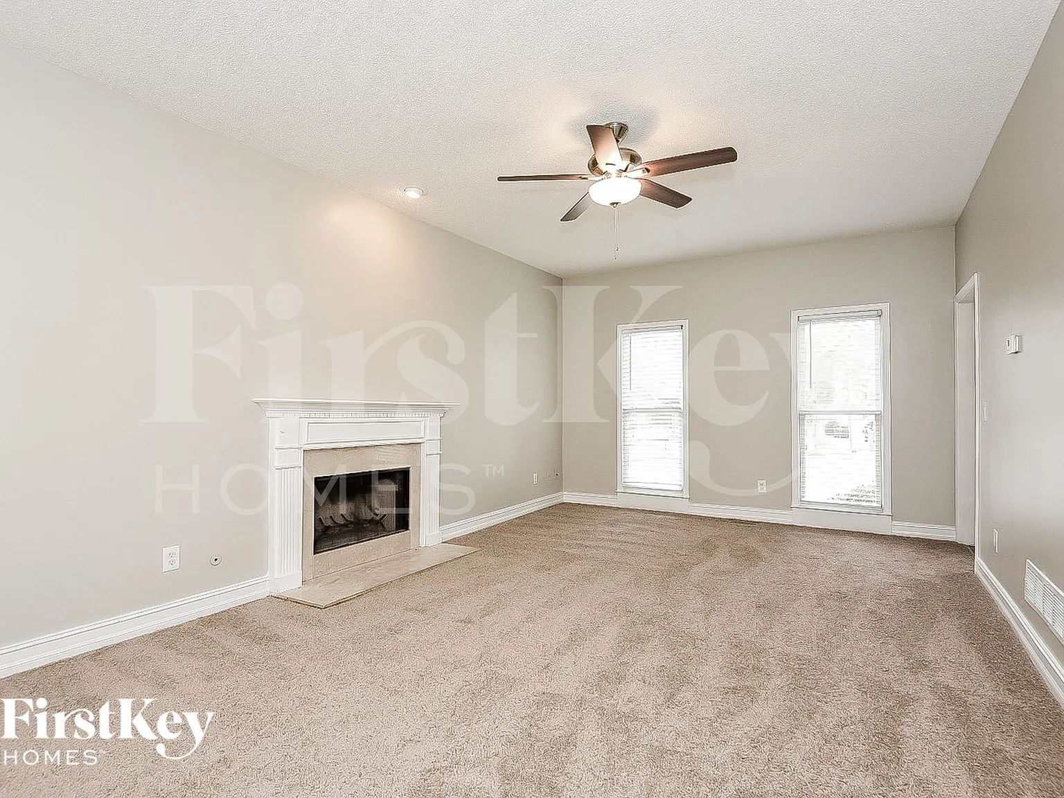 3 bed, 2.5 bath, 1843 sqft, $2,720 — Photo 3