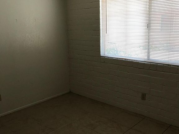 5th image of 3651 E Bellevue St