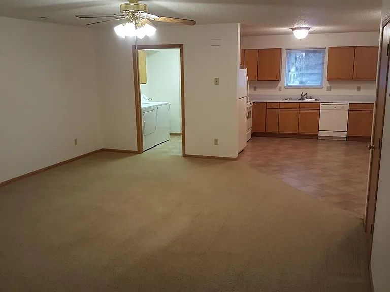 1526 Kehl Ct — Photo 4