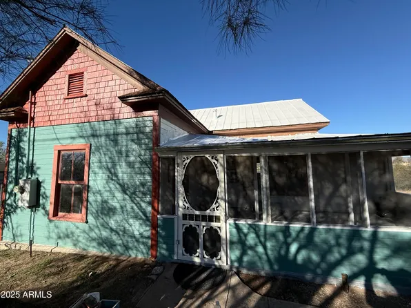 922 E SAFFORD Street, Tombstone, AZ 85638