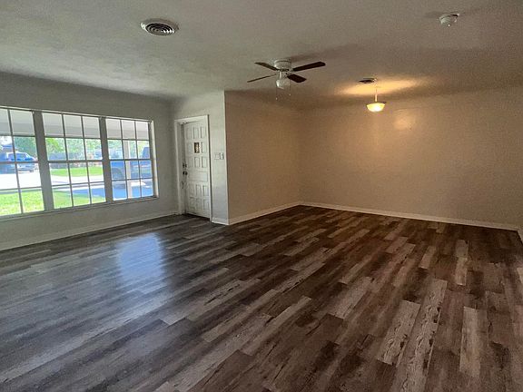 5th image of 2414 Royal Palm Drive