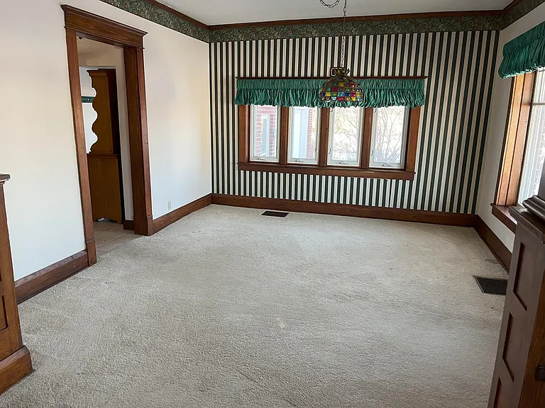 664 Dorrance Rd — Photo 6