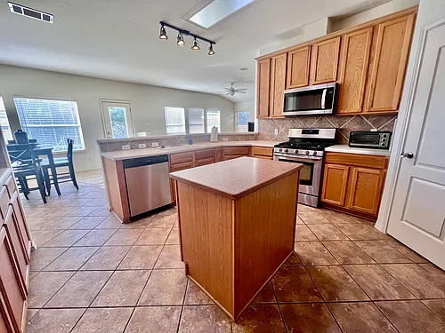 4701 Norman Trl Photo 1