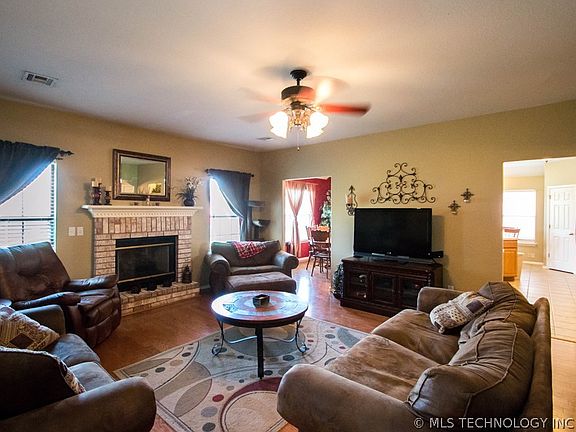 5th image of 4728 S 195th East Ave