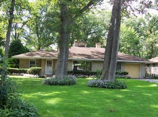 2818 Forest Ln, Waukegan, IL 60087