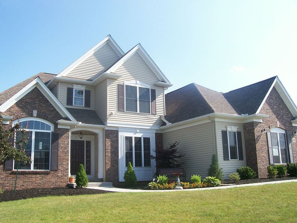 2nd image of 1060 Sagebrook Way
