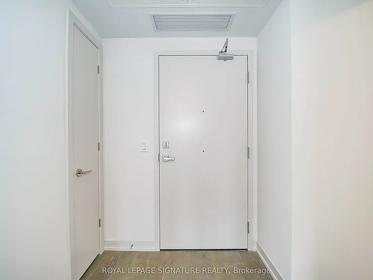 90 Glen Everest Rd #412 — Photo 10
