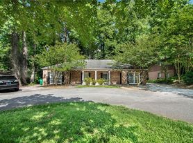 3761 Ashford Dunwoody Rd NE