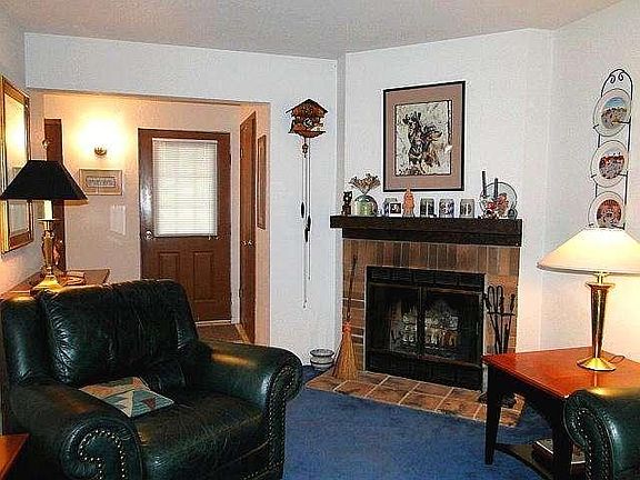 4th image of 300 Foxwood Dr