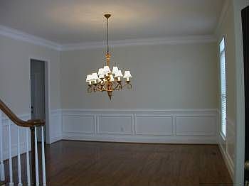 4th image of 401 Red Clay Dr