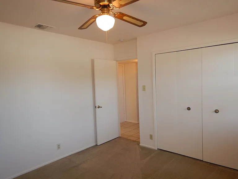 14304 Indian Woods — Photo 16