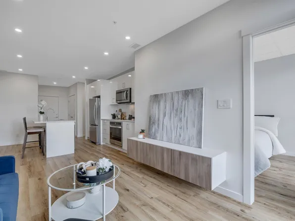11503 76th Ave NW Unit 410, Edmonton, AB T6G 0K6