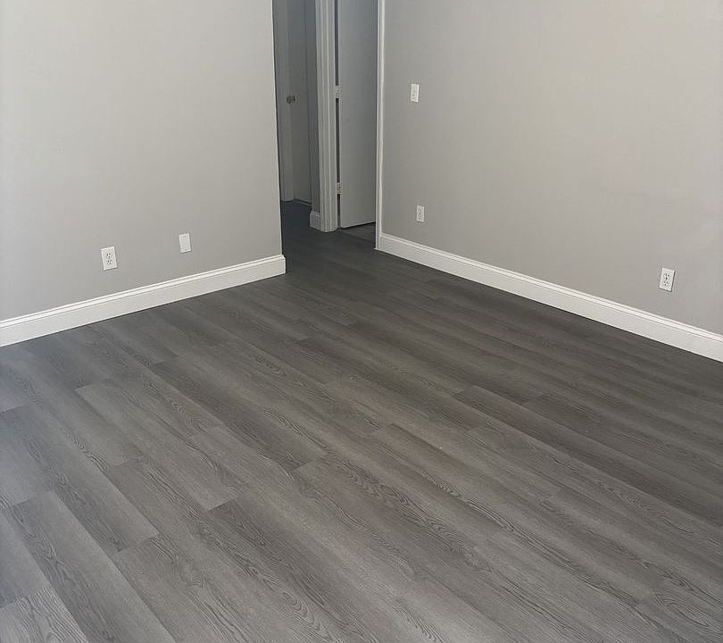1st image of 320 Roth Ln SE #308
