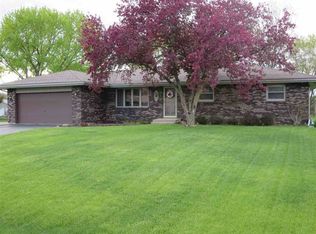 7082 Wheatland Ter, Cherry Valley, IL 61016