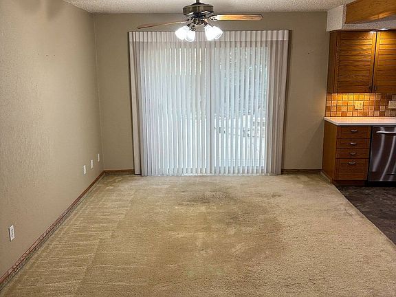 4th image of 504 S Demick Ave