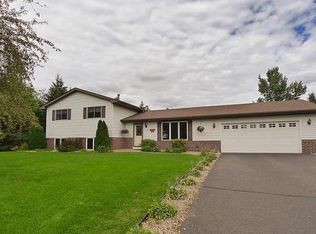 1292 Quinlan Avenue Ct S, Lakeland, MN 55043