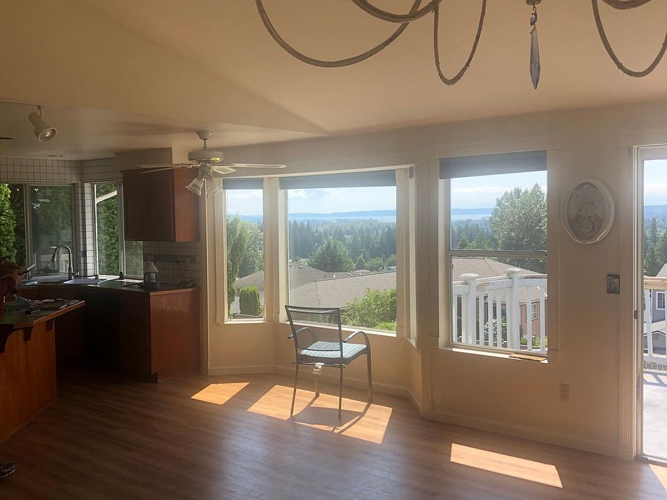 1st image of 7704 75th Dr NE
