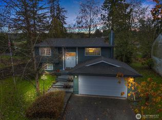 8829 69th Dr NE, Marysville, WA 98270