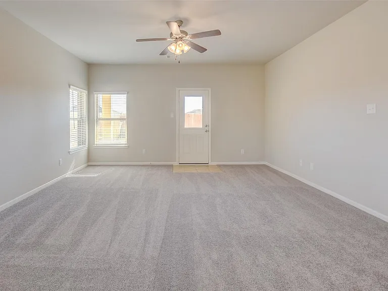 3221 Hatteras Dr — Photo 36