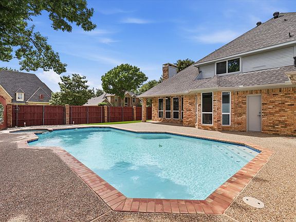 3rd image of 2924 Chalfont Ln