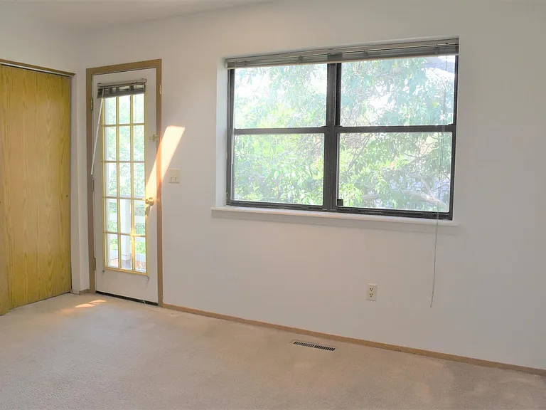 2927 Broadway St #1 — Photo 12