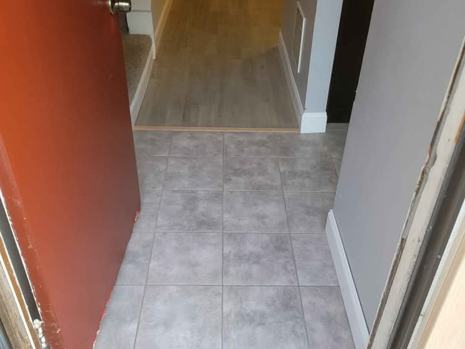 1st image of 528 College Park Dr