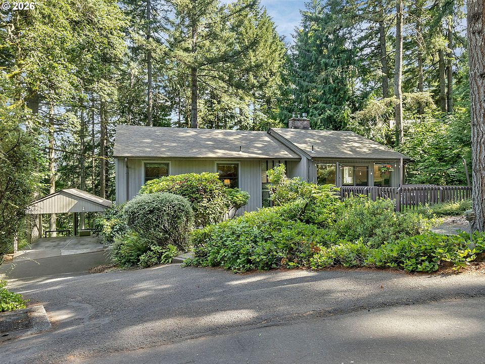 1st image of 2592 Hillcrest Ct