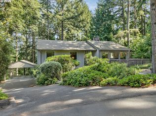 2592 Hillcrest Ct, West Linn, OR 97068