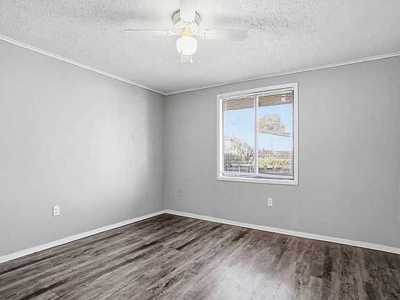 4th image of 4697 Rose Coral Dr APT 2