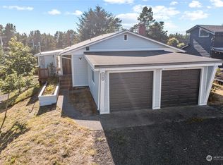 1767 S Hoquiam Ln, Westport, WA