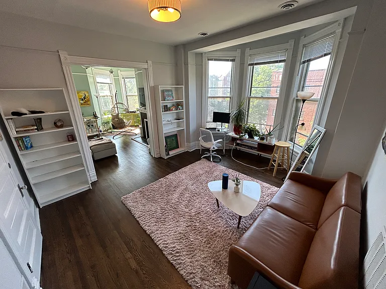 3359 N Seminary Ave #3 — Photo 1