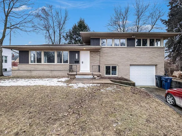 348 E Atherton Rd, Flint, MI 48507