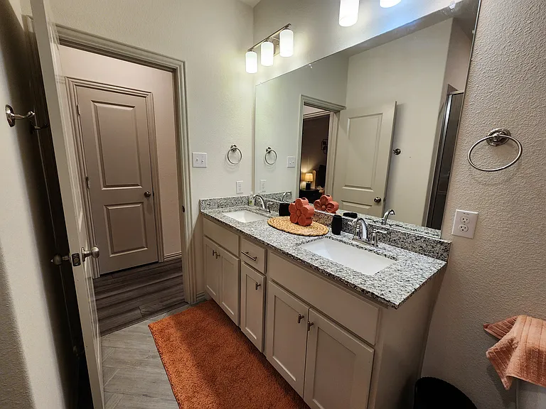 4708 Haltom Rd — Photo 20