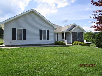 1973 Old Orchard Loop, Stuart, VA, 24171
