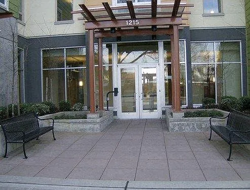 1215 N 45th St — Photo 15