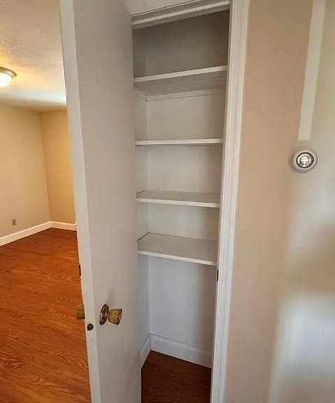 32 Bowles Ct — Photo 17