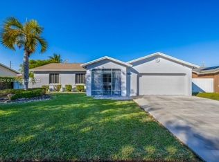 28208 SW 136th Ave, Homestead, FL 33033