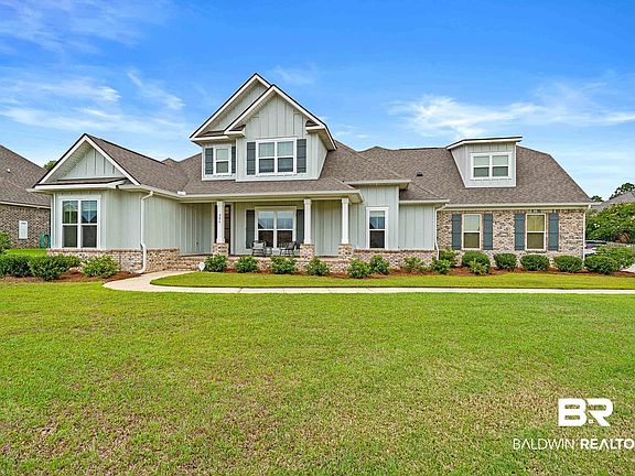2nd image of 286 Hemlock Dr