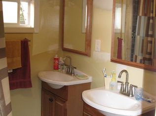 3069 Middletown Rd, Bronx, NY 10461