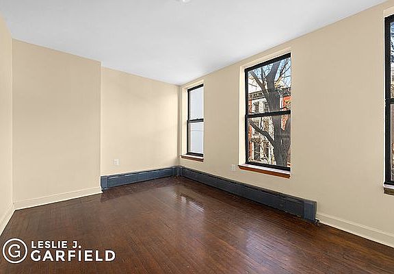 3rd image of 164 E 117th St Floor 2