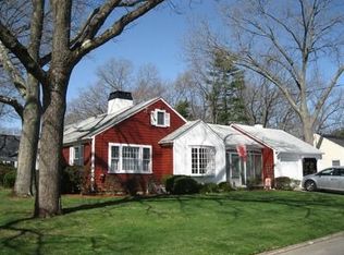 100 King Philip Rd, Pawtucket, RI 02861