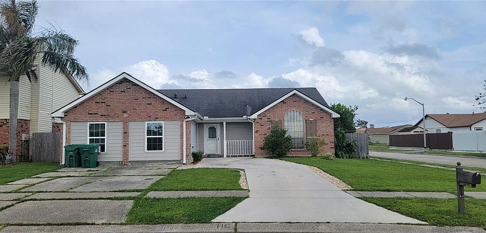 1st image of 961 Fairfax Dr