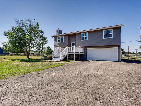 3rd image of 1421 Mountview Dr