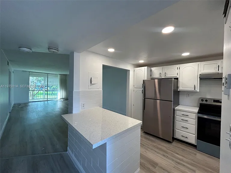 8962 S Hollybrook Blvd #202 — Photo 1